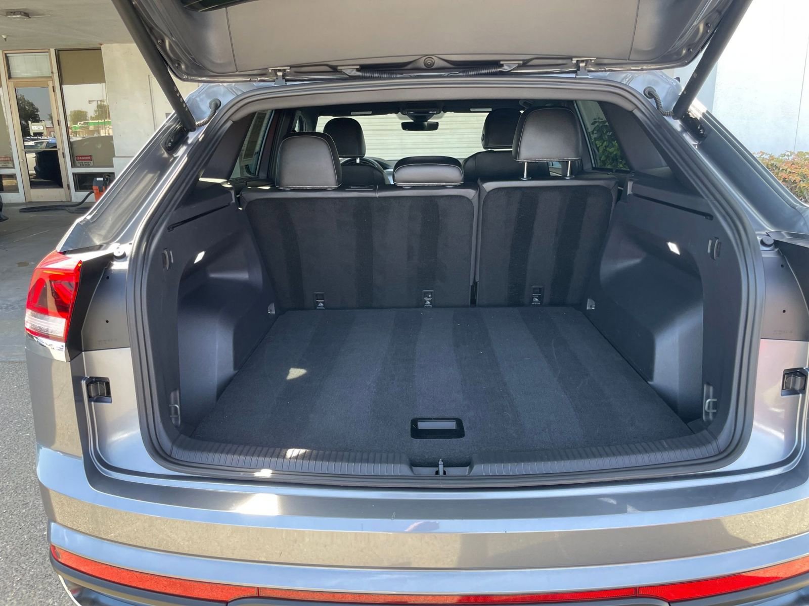 Thumbnail: 2025 Volkswagen Atlas - 33