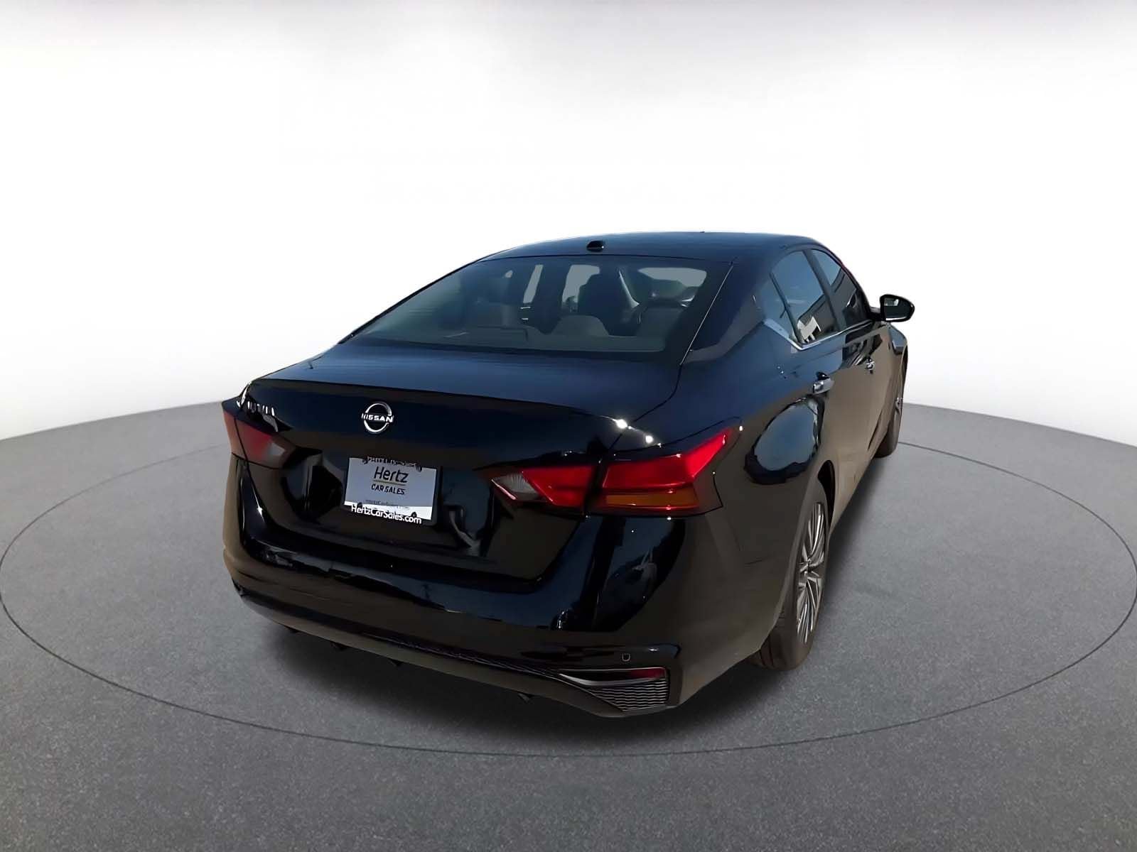 Thumbnail: 2025 Nissan Altima - 15