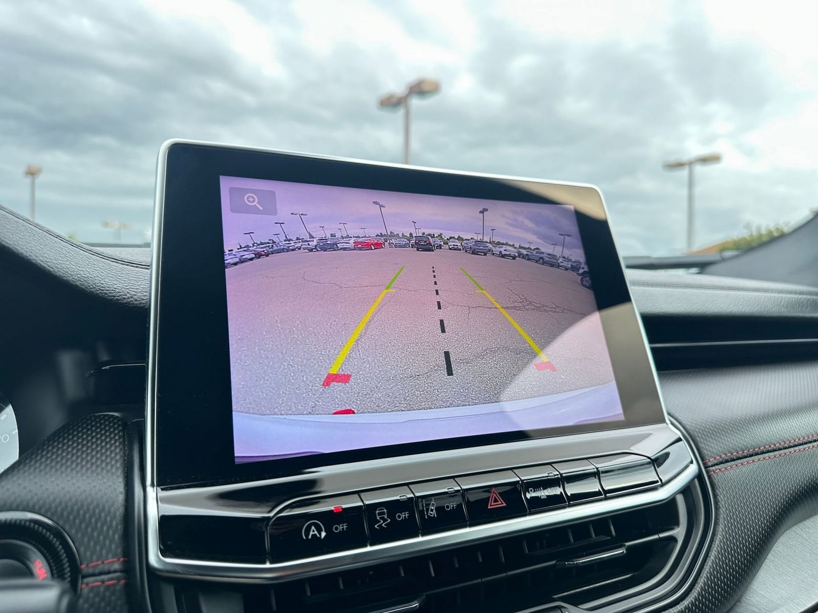 Thumbnail: 2025 Jeep Compass - 17