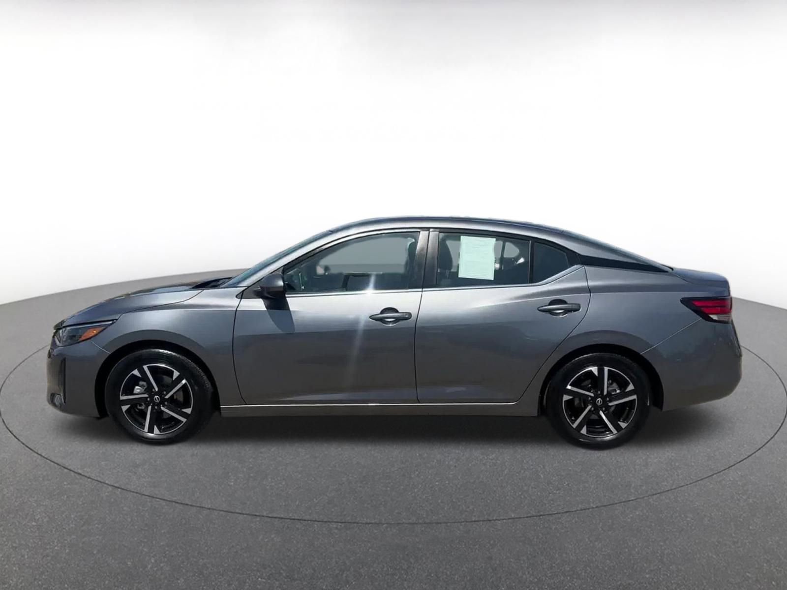 Thumbnail: 2024 Nissan Sentra - 8