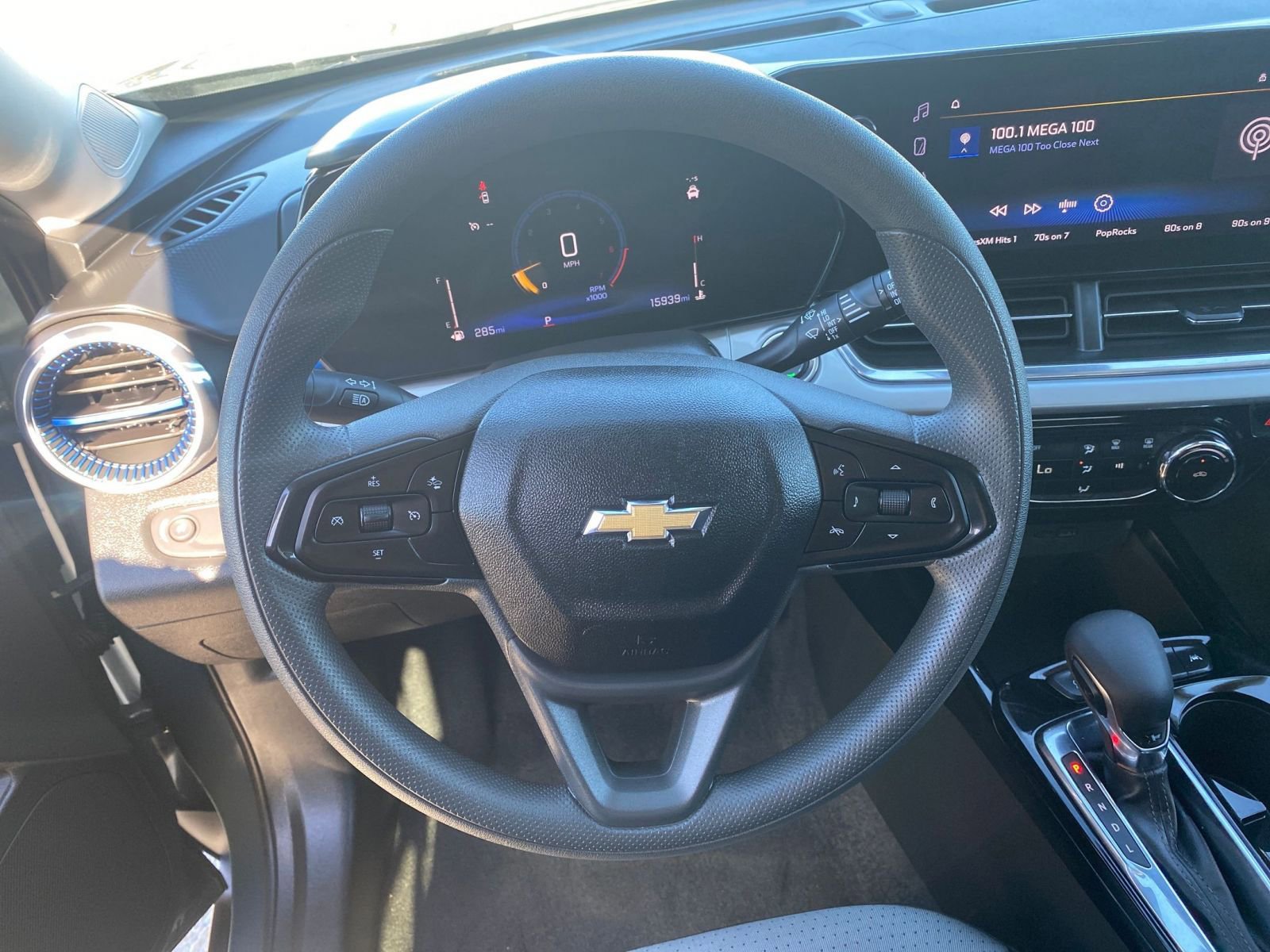 Thumbnail: 2025 Chevrolet Trax - 33