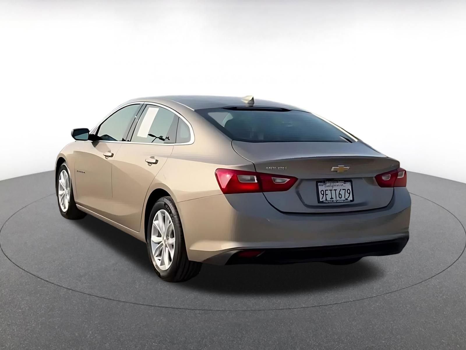 Thumbnail: 2023 Chevrolet Malibu - 11