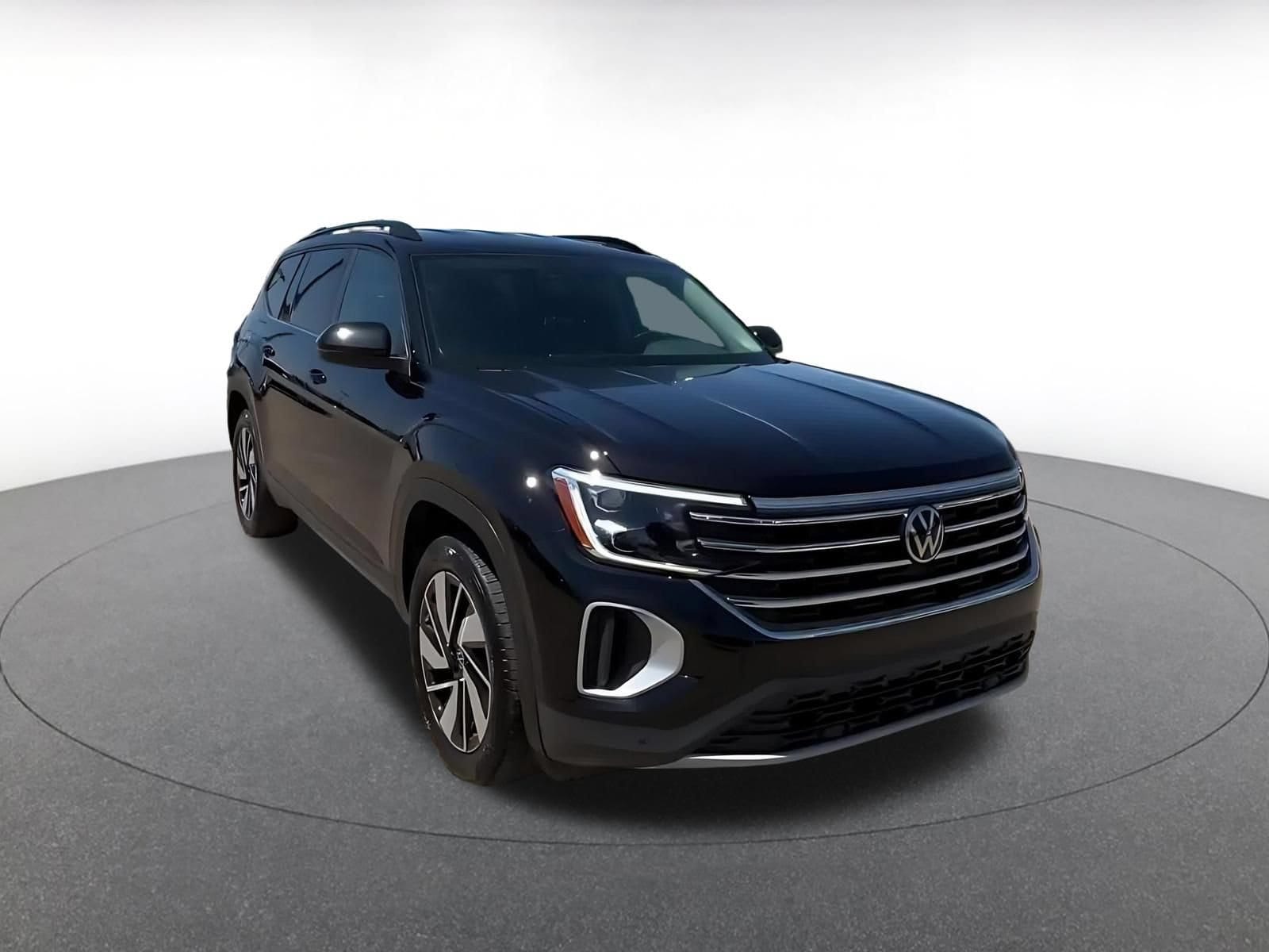 Thumbnail: 2026 Volkswagen Atlas - 3