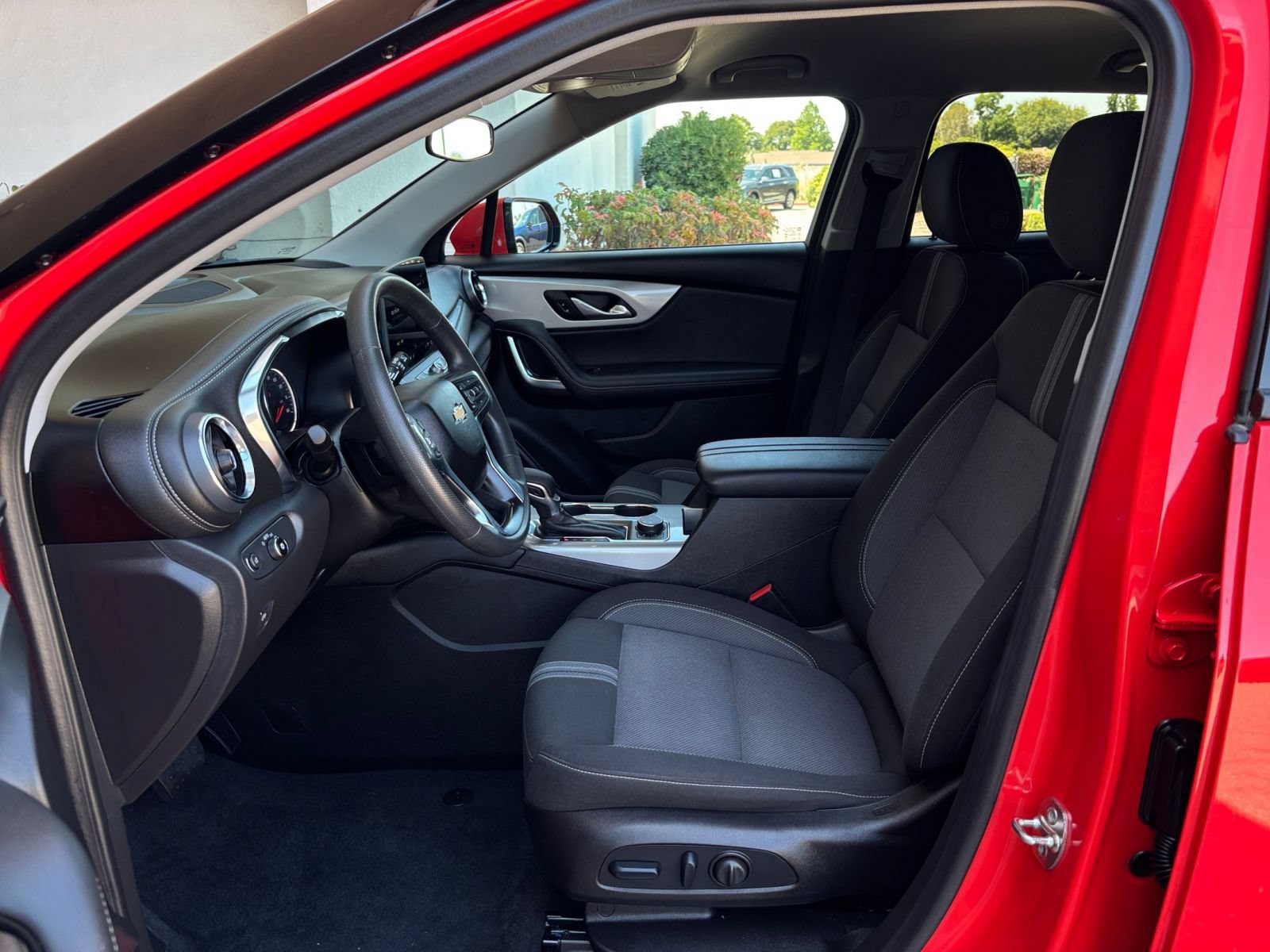 Thumbnail: 2026 Chevrolet Blazer - 29