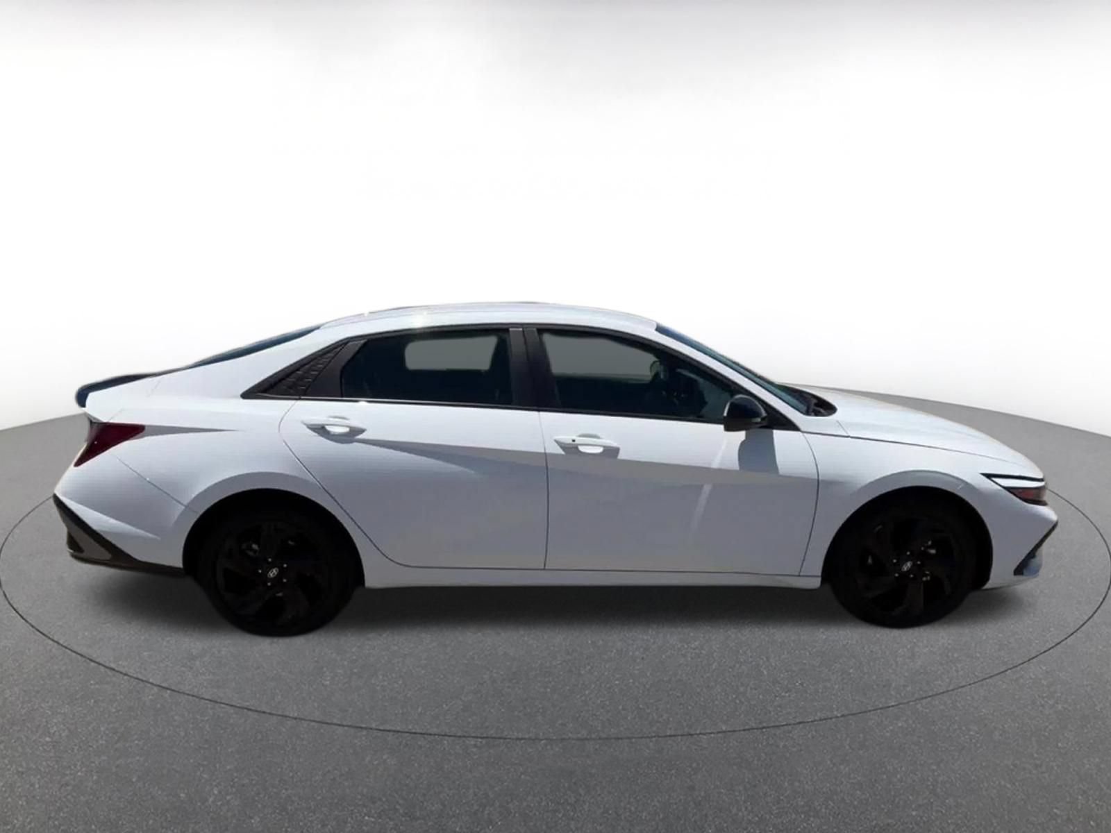 Thumbnail: 2026 Hyundai Elantra - 16