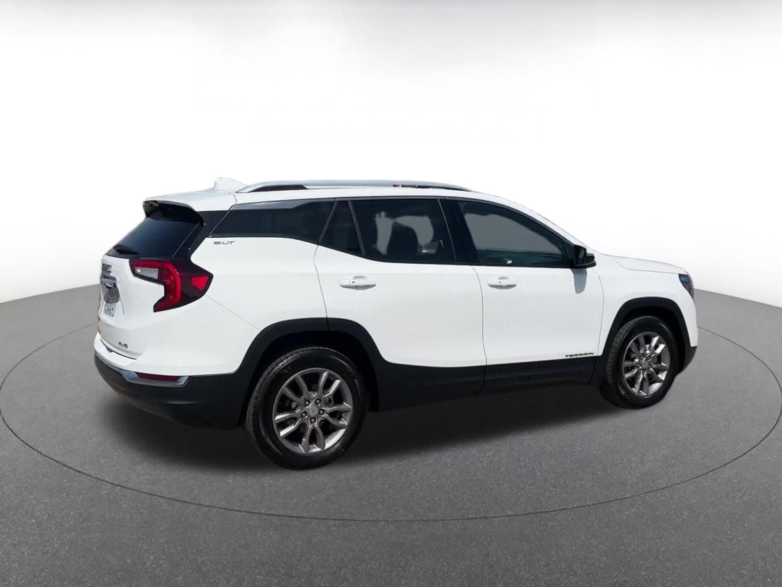Thumbnail: 2024 GMC Terrain - 15