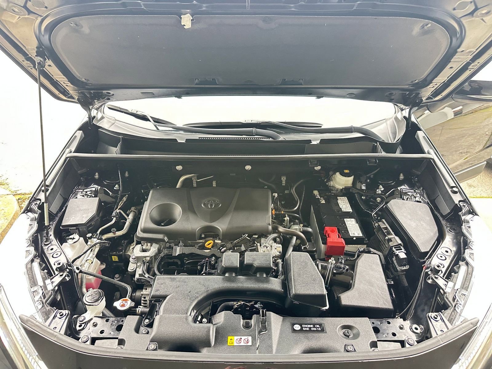 Thumbnail: 2025 Toyota RAV4 - 32