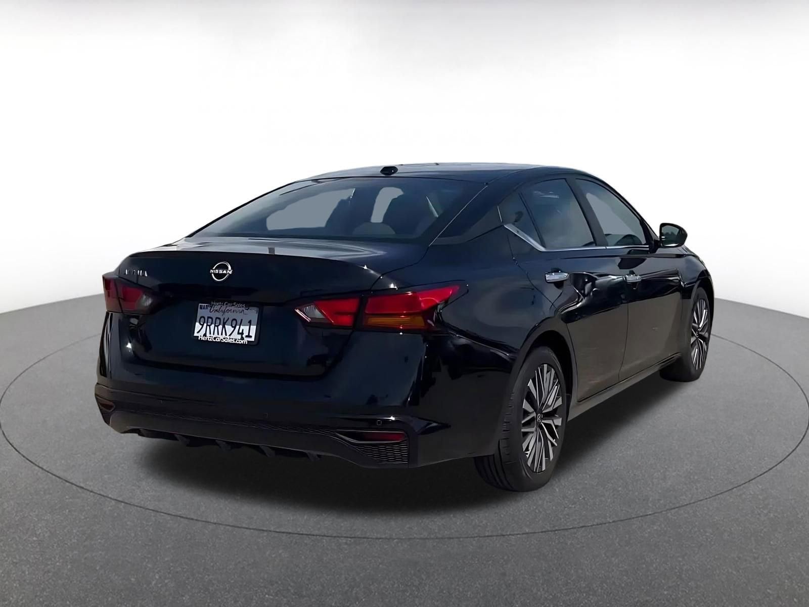 Thumbnail: 2025 Nissan Altima - 14