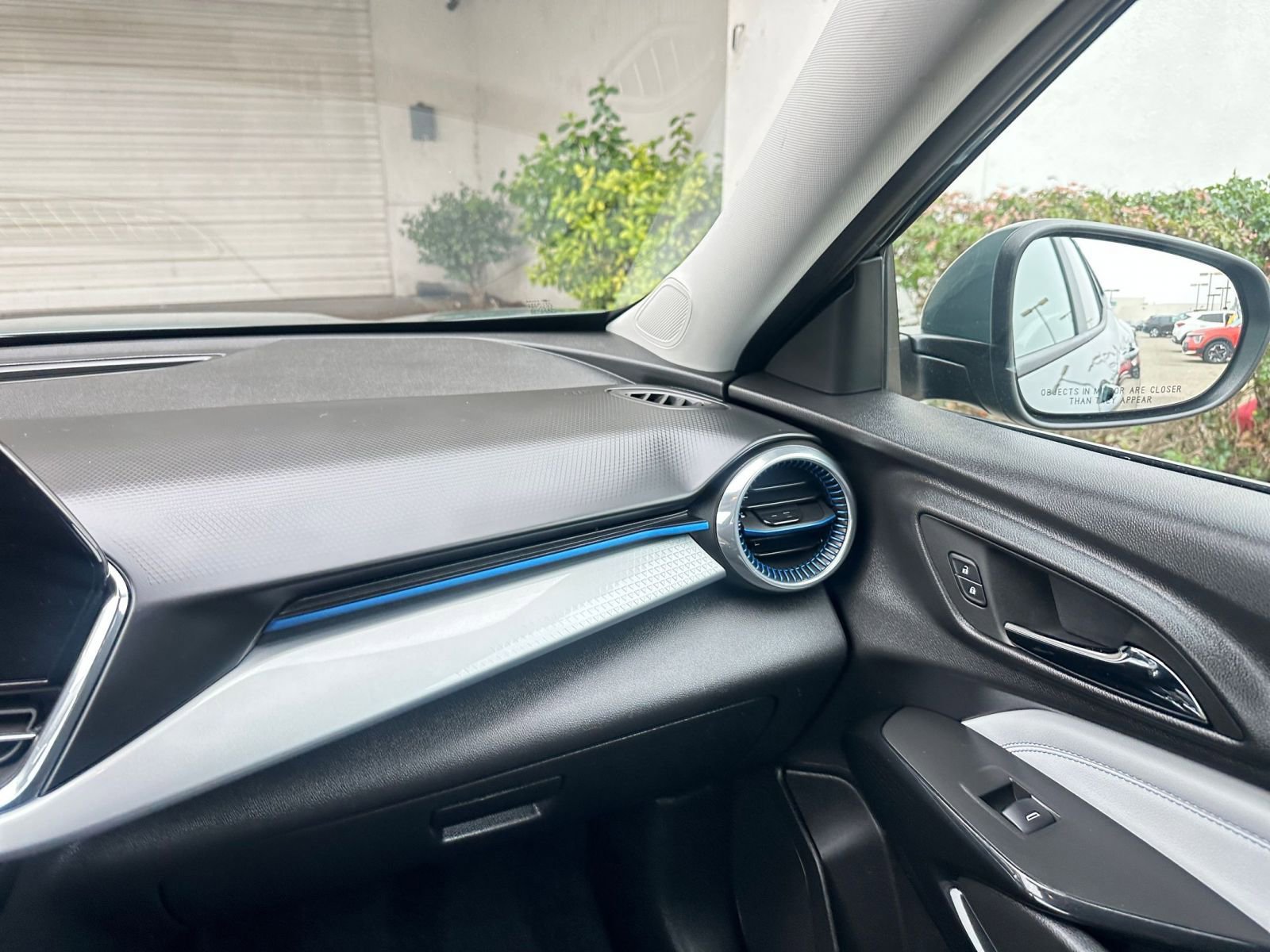 Thumbnail: 2025 Chevrolet Trax - 35