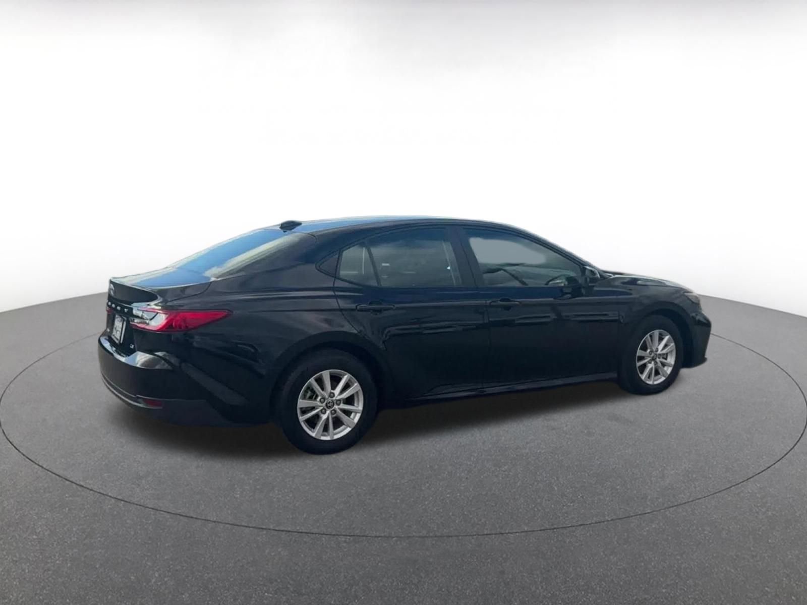 Thumbnail: 2025 Toyota Camry - 14