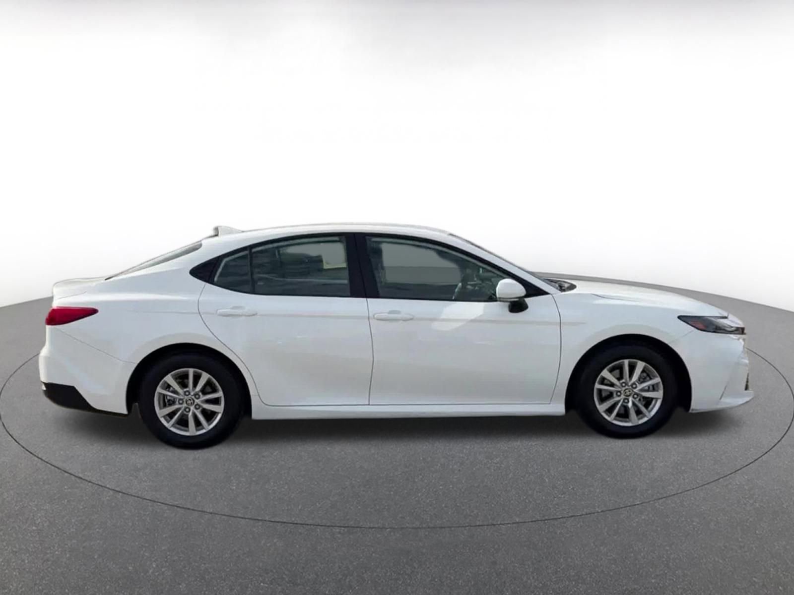 Thumbnail: 2025 Toyota Camry - 16