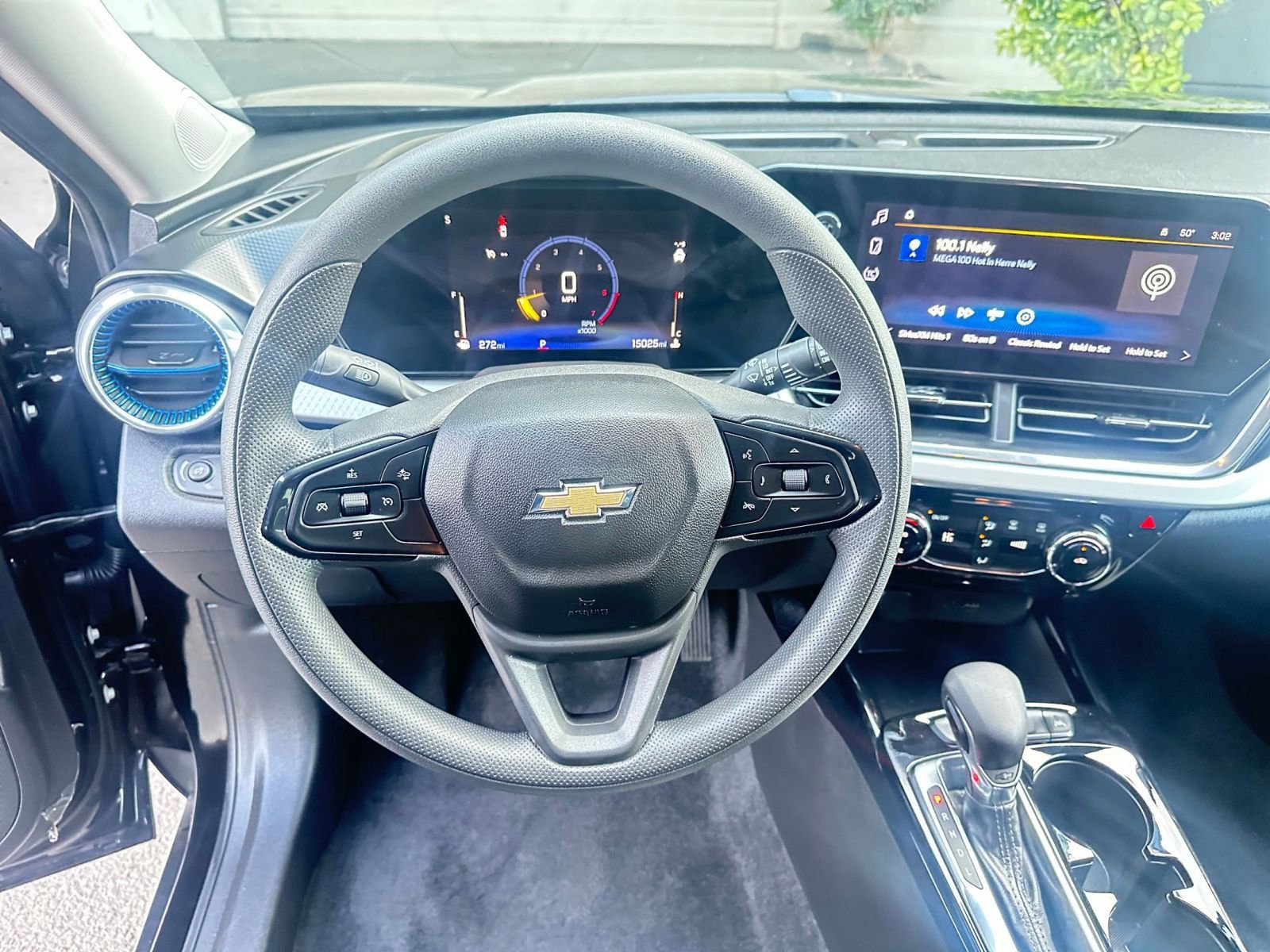 Thumbnail: 2025 Chevrolet Trax - 28