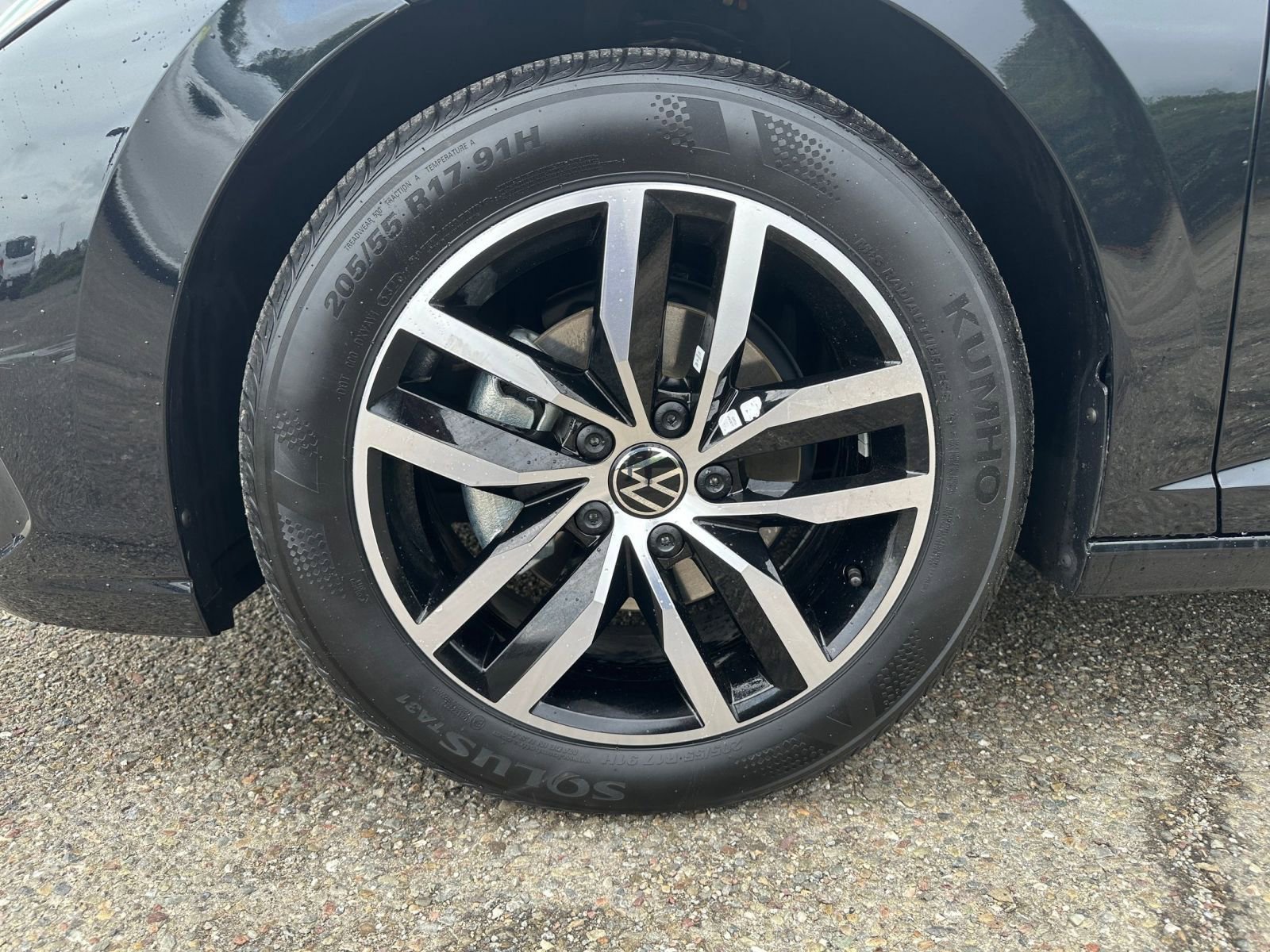 Thumbnail: 2025 Volkswagen Jetta - 32