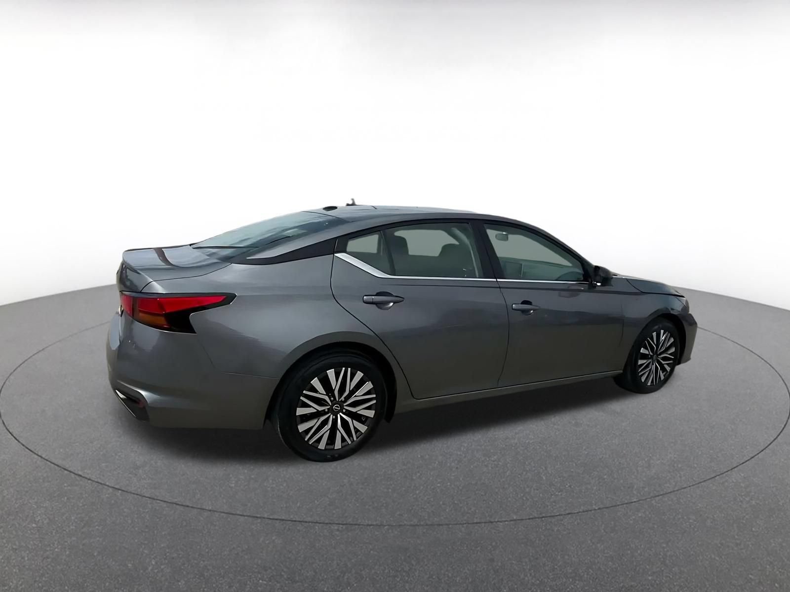 Thumbnail: 2026 Nissan Altima - 12