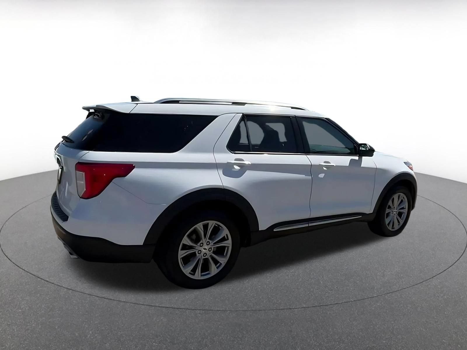 Thumbnail: 2023 Ford Explorer - 13