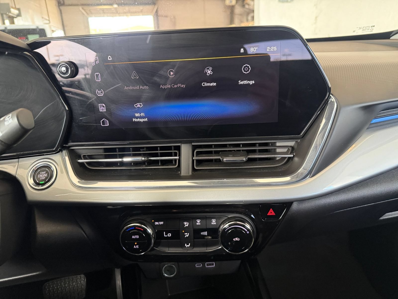 Thumbnail: 2025 Chevrolet Trax - 16