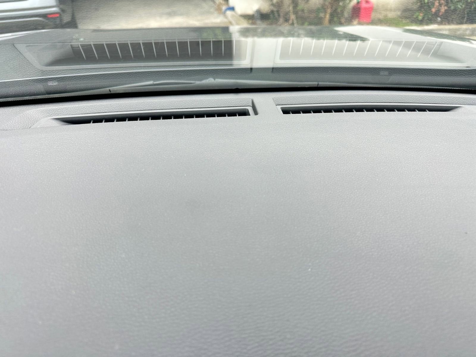 Thumbnail: 2025 Toyota RAV4 - 18