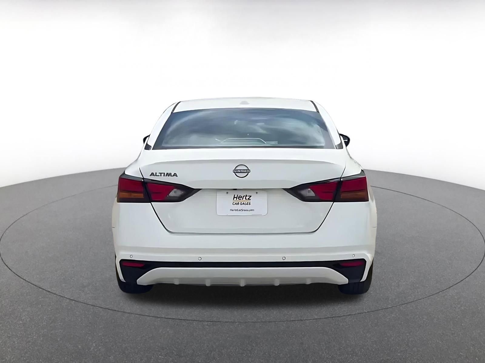 Thumbnail: 2025 Nissan Altima - 12
