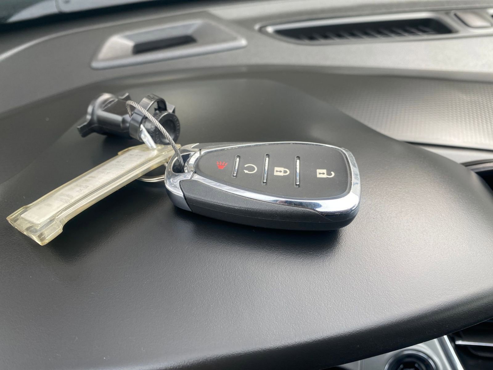 Thumbnail: 2025 Chevrolet Trax - 21