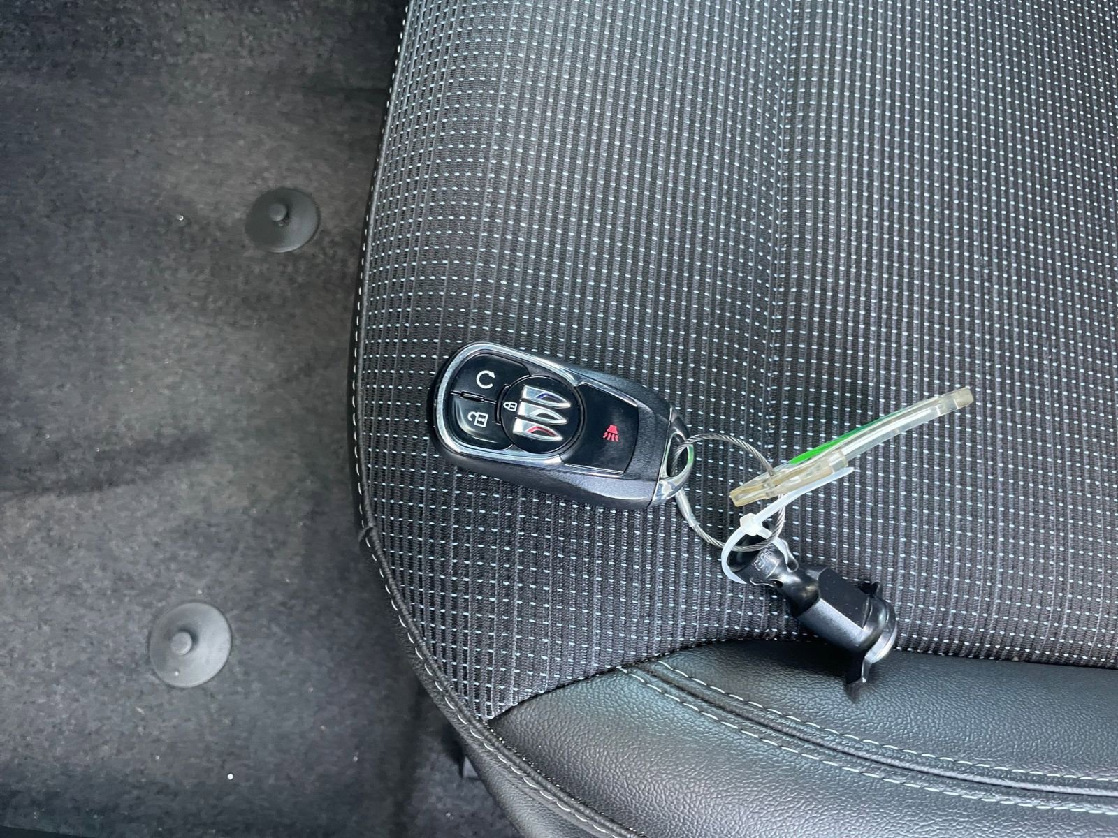 Thumbnail: 2025 Buick Envista - 25