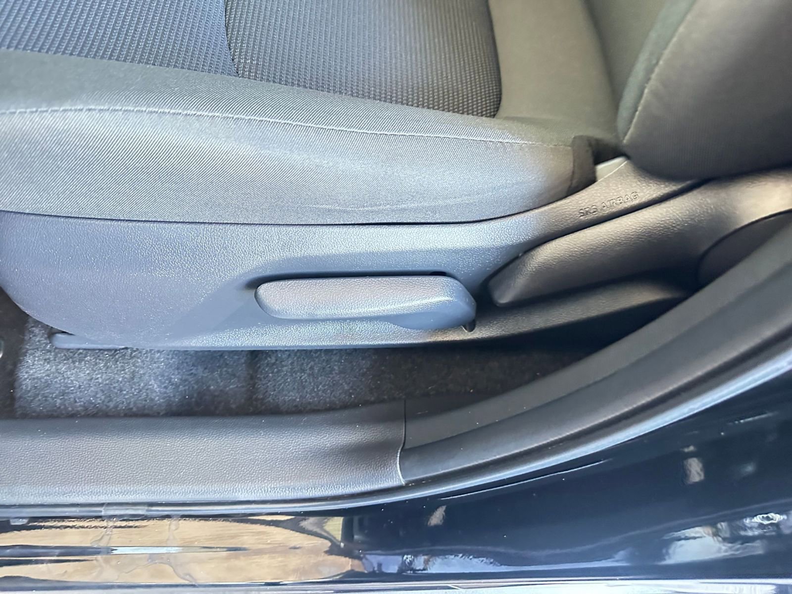 Thumbnail: 2025 Toyota RAV4 - 23