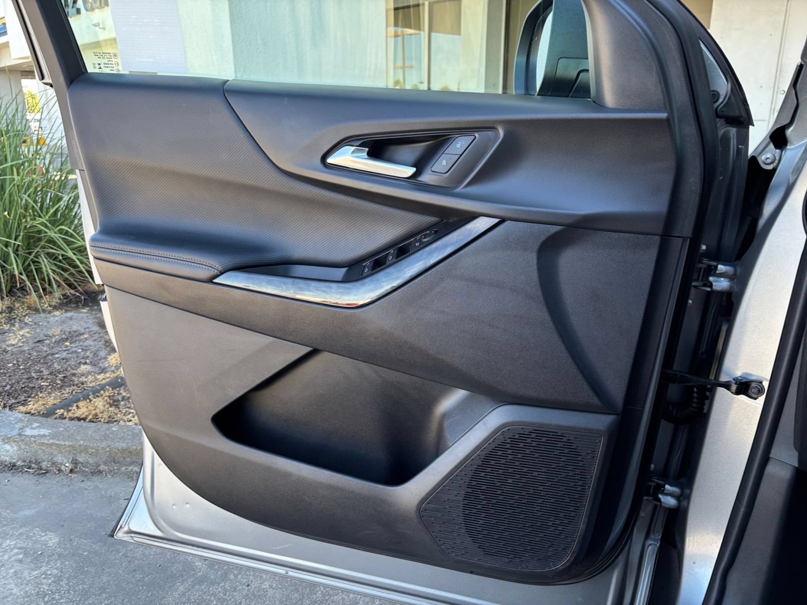 Thumbnail: 2025 Chevrolet Equinox - 18