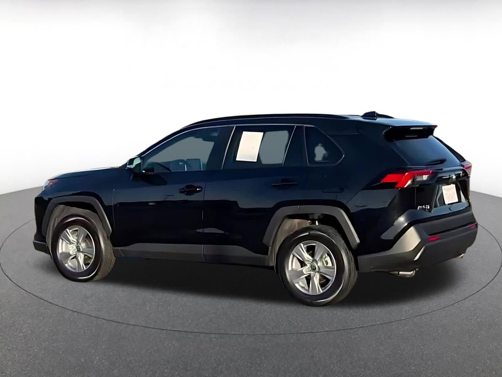 Thumbnail: 2025 Toyota RAV4 - 14