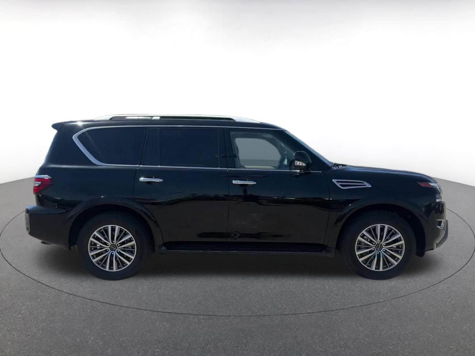 2024 Nissan Armada SL 16