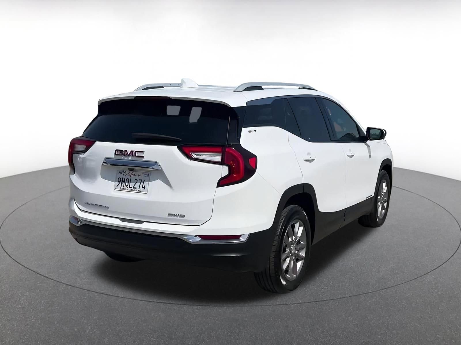 Thumbnail: 2024 GMC Terrain - 13