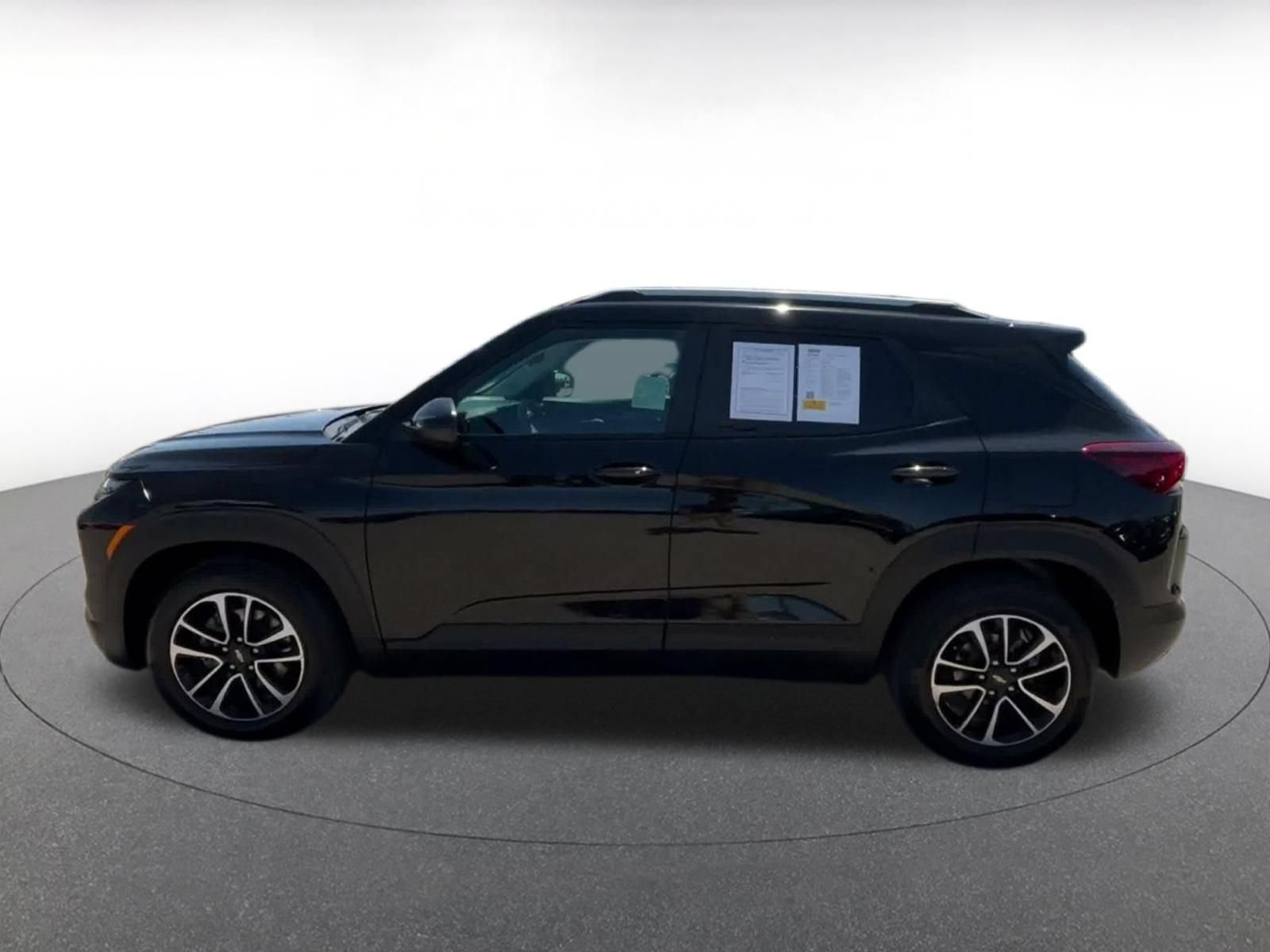 Thumbnail: 2025 Chevrolet TrailBlazer - 9