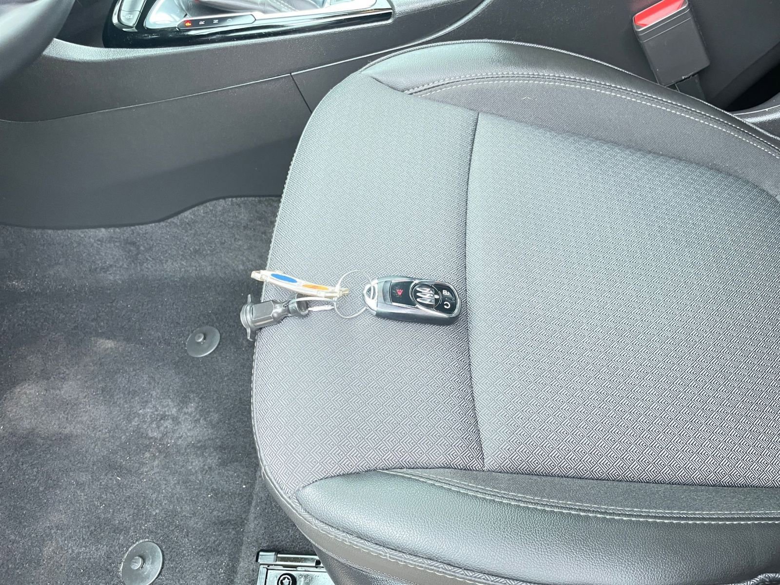 Thumbnail: 2025 Buick Encore GX - 22