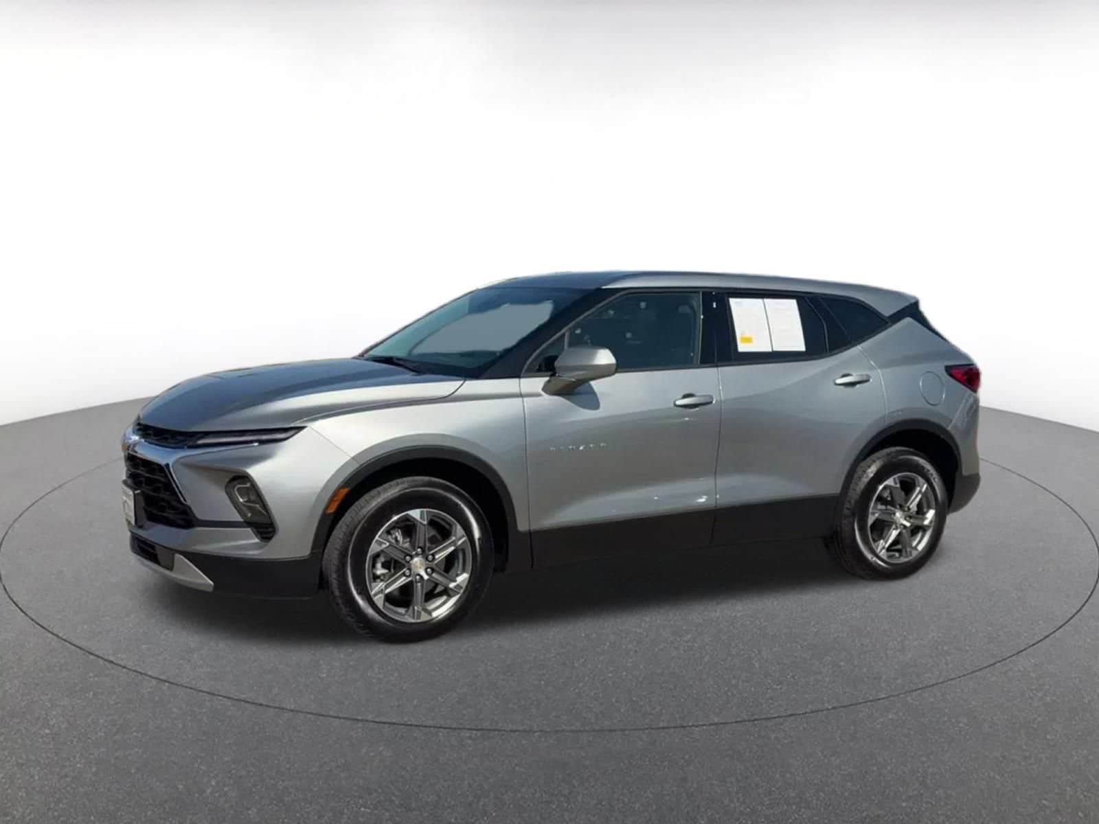 Thumbnail: 2026 Chevrolet Blazer - 8