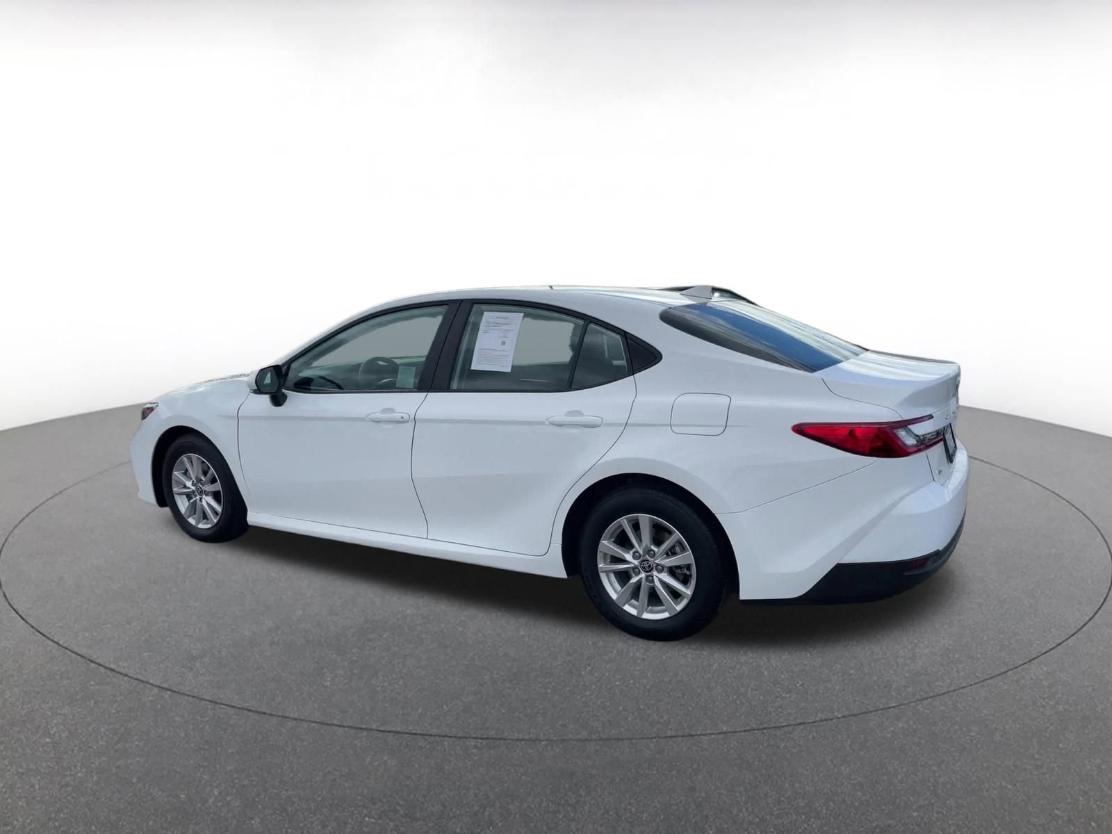 Thumbnail: 2025 Toyota Camry - 10