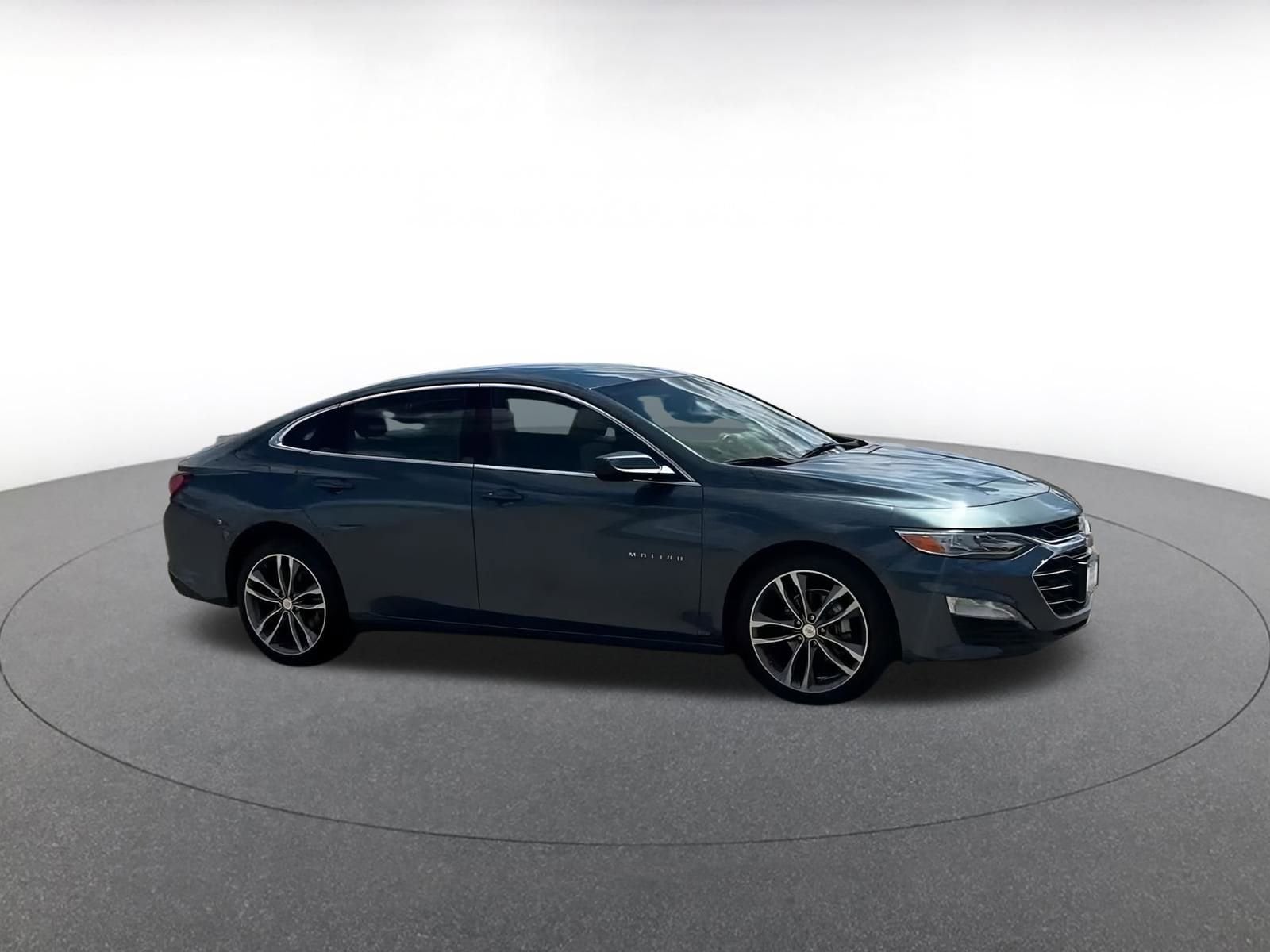 Thumbnail: 2024 Chevrolet Malibu - 2