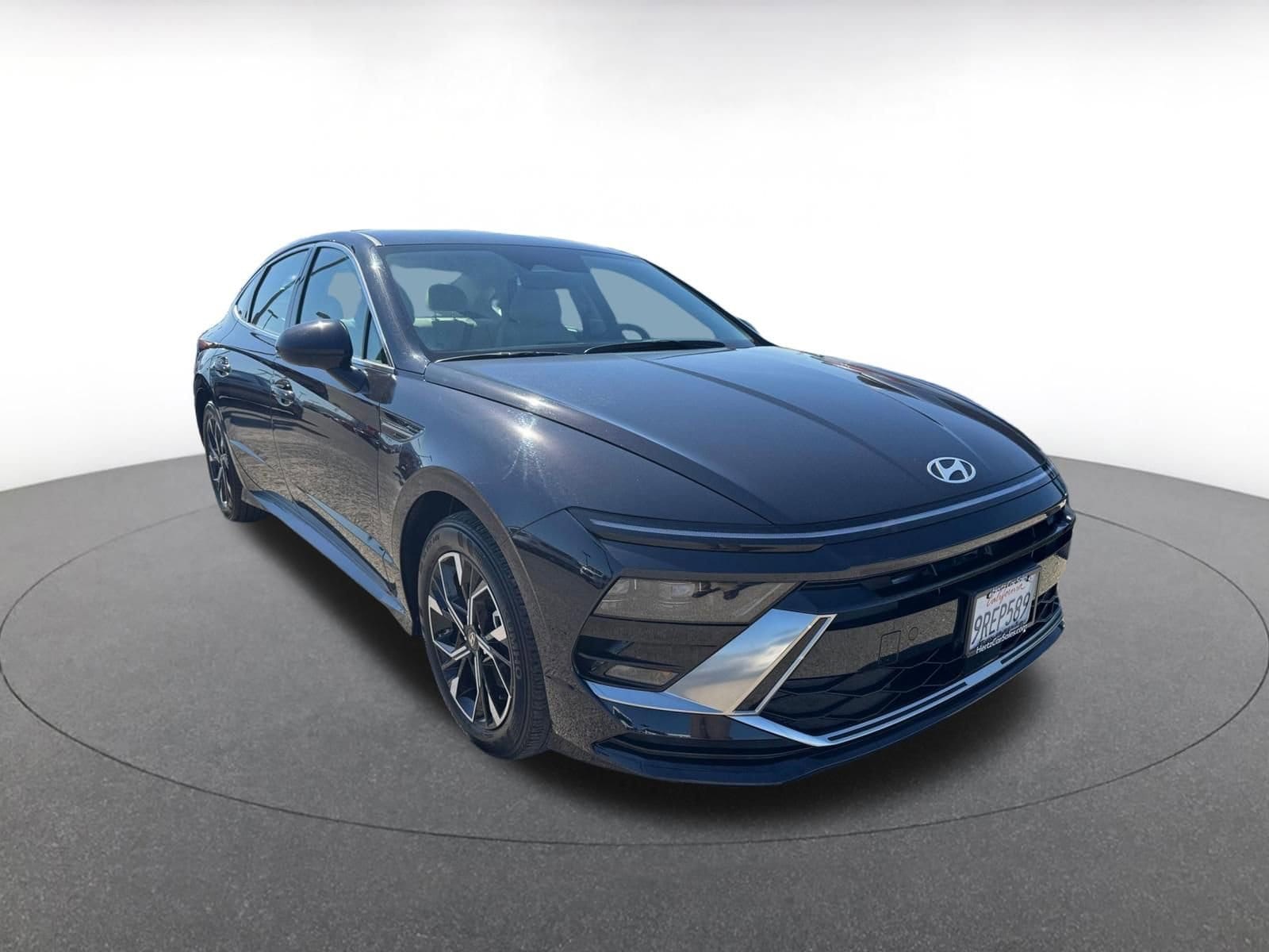 Thumbnail: 2025 Hyundai Sonata - 1