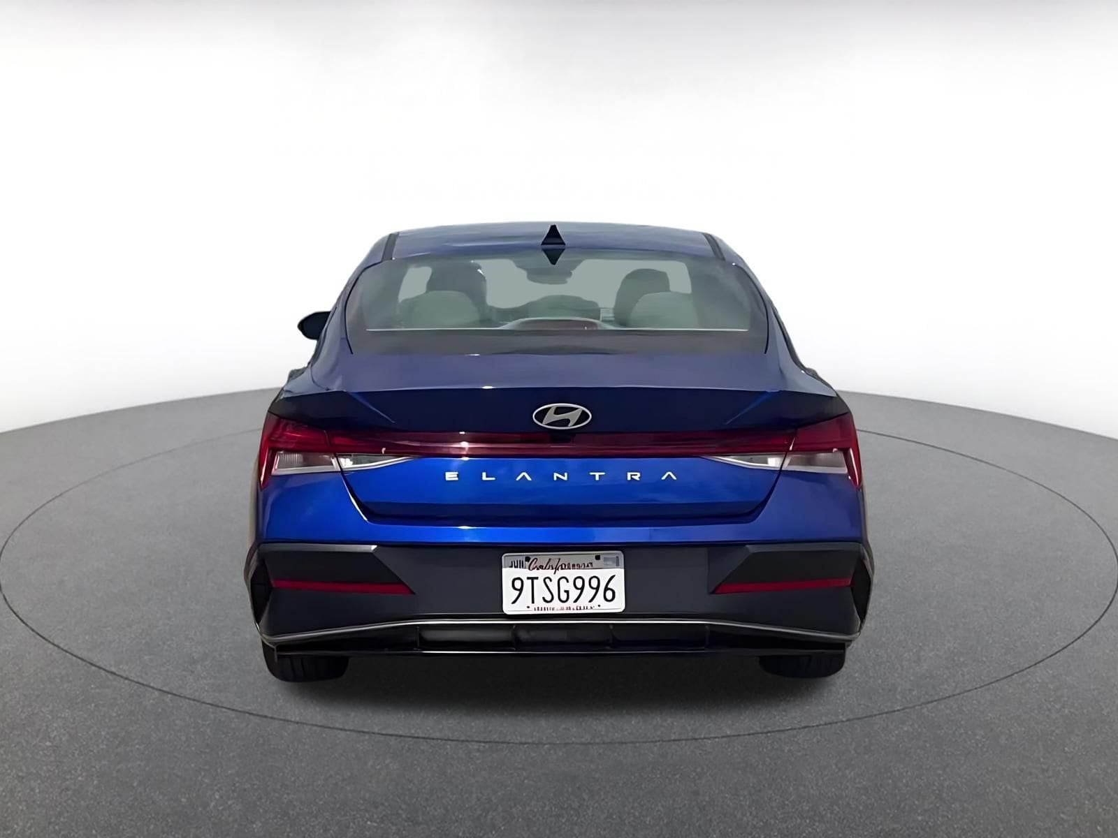 Thumbnail: 2025 Hyundai Elantra - 12