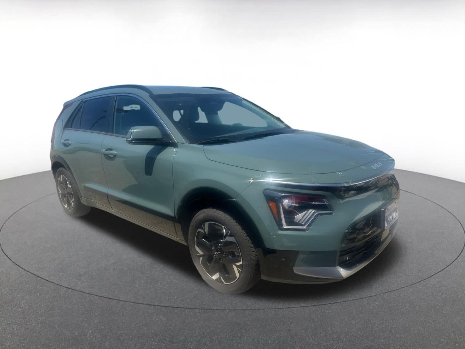Thumbnail: 2023 Kia Niro - 1