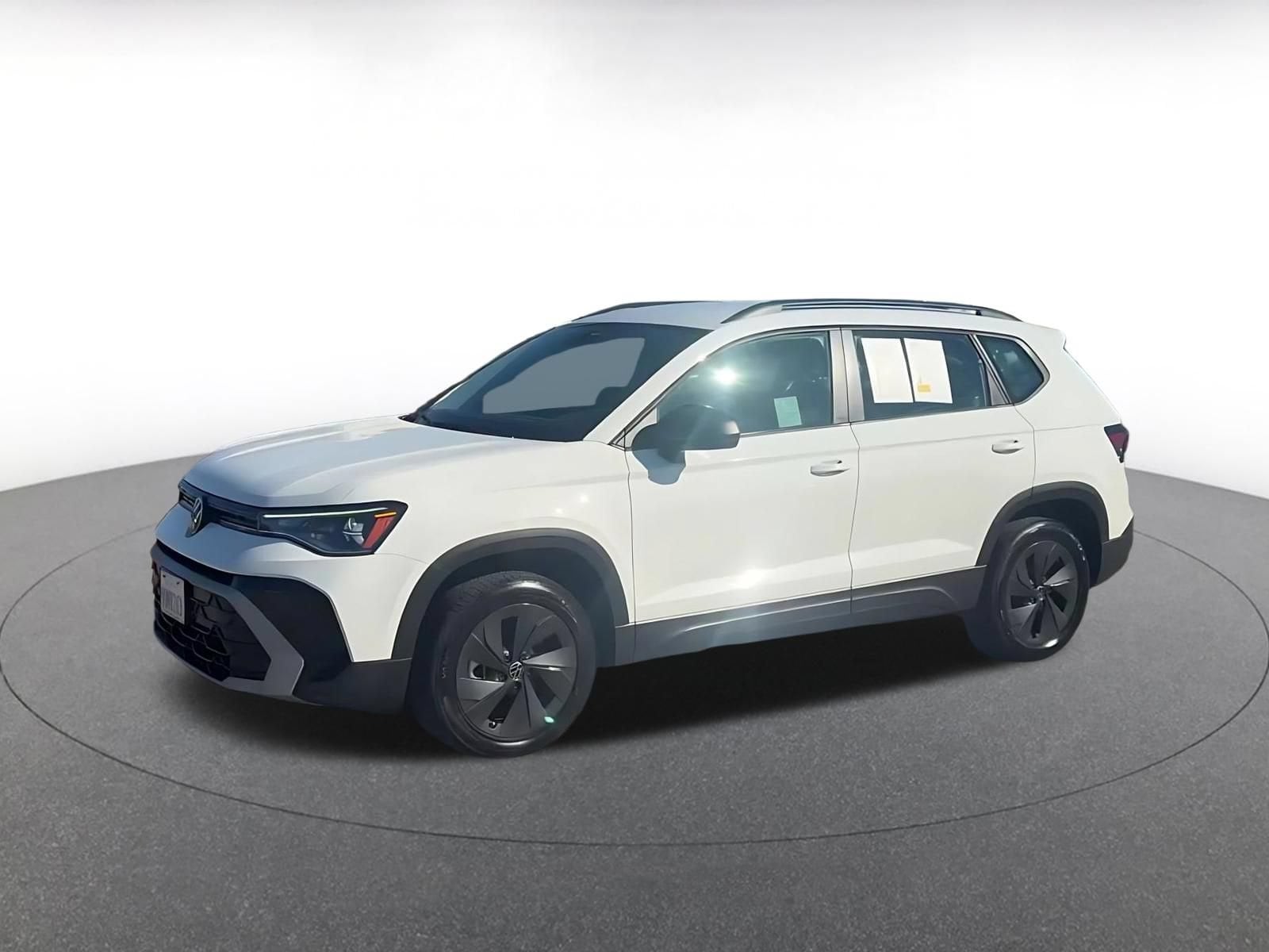 Thumbnail: 2026 Volkswagen Taos - 8
