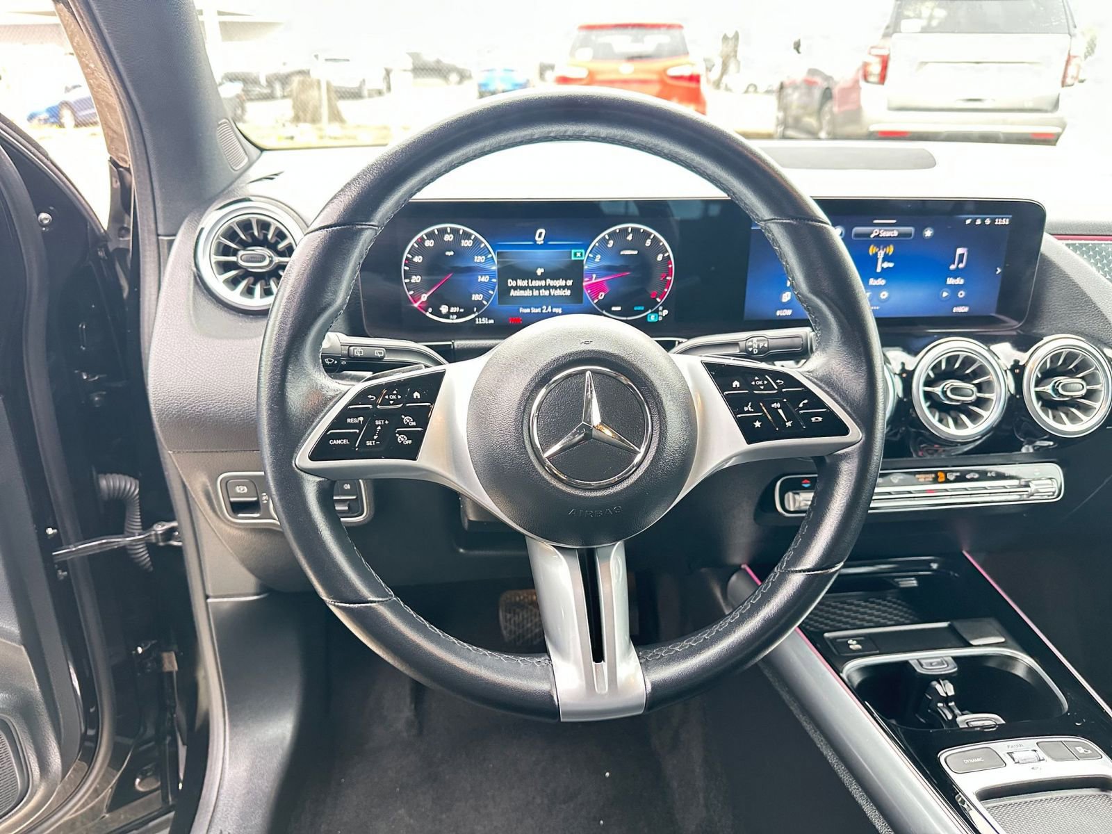 Thumbnail: 2025 Mercedes-Benz GLA - 28