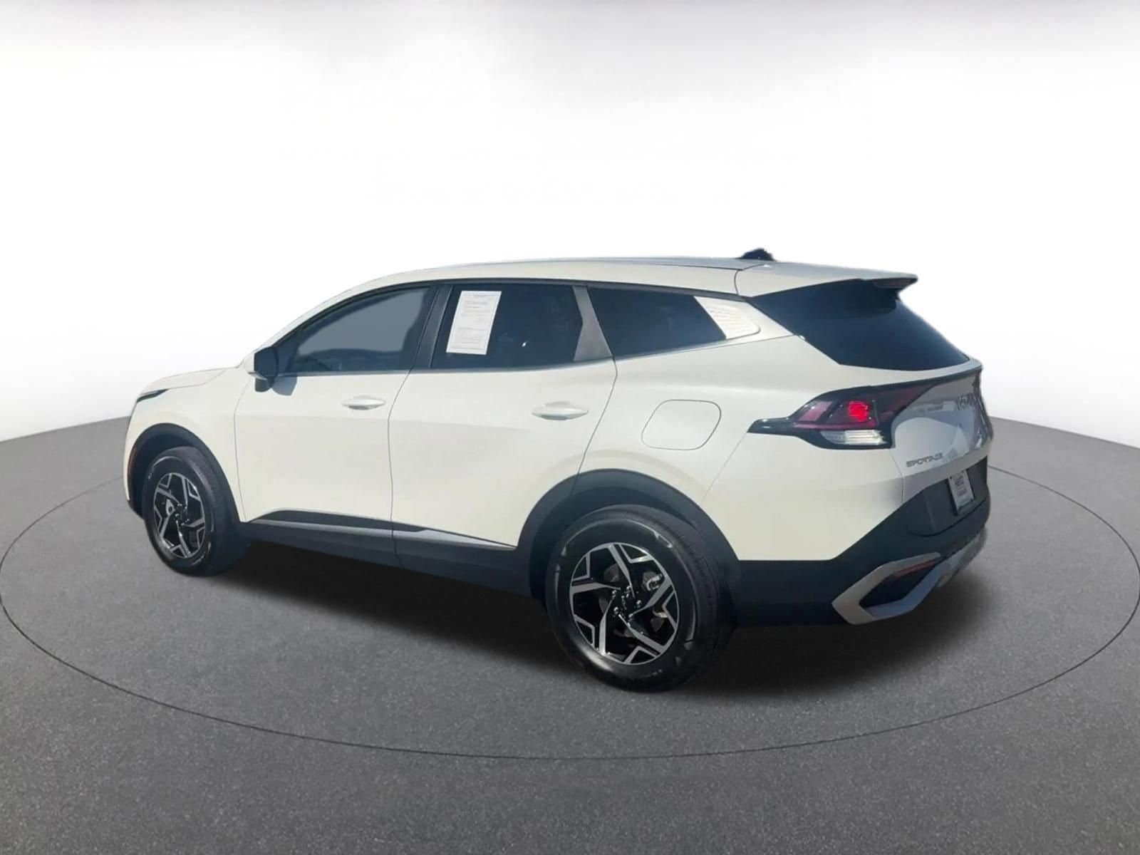 Thumbnail: 2025 Kia Sportage - 10