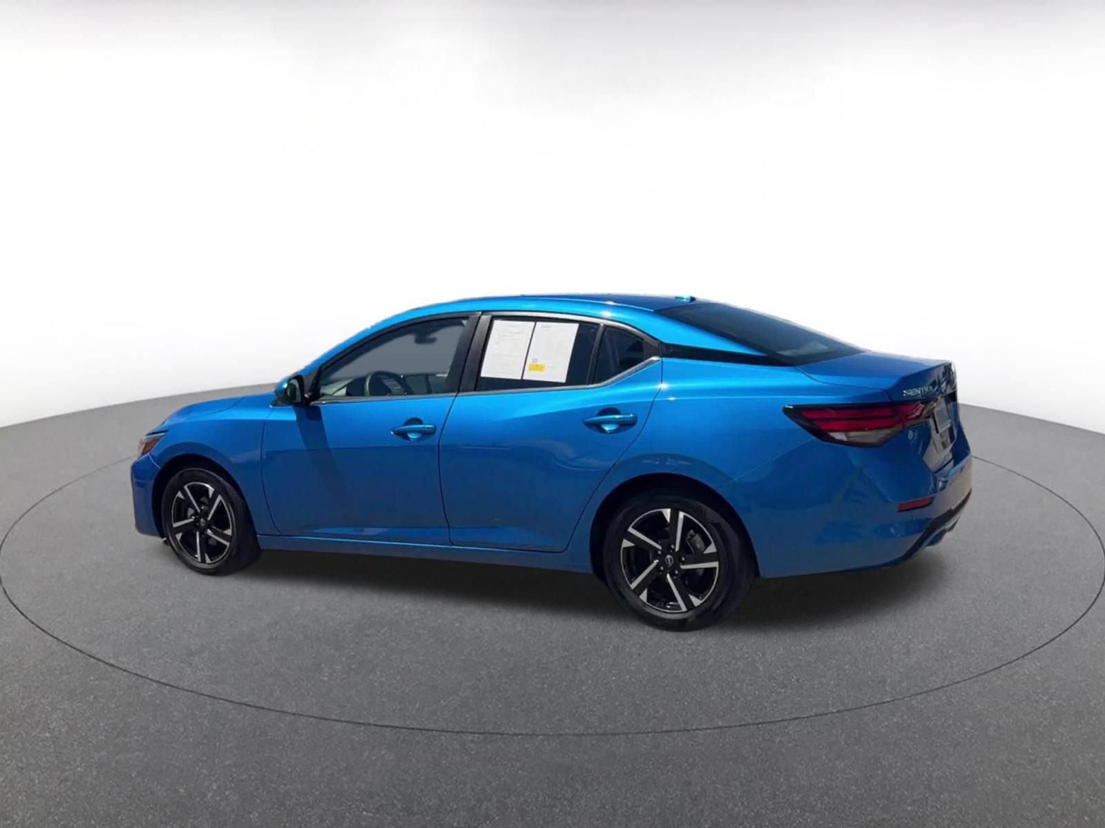 Thumbnail: 2025 Nissan Sentra - 10