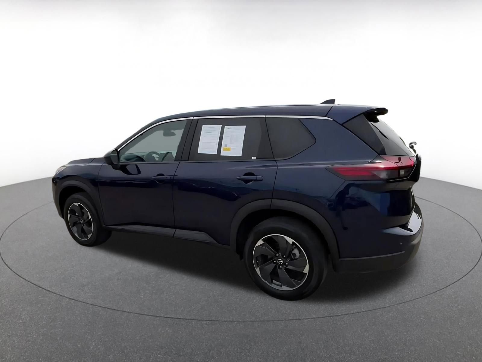 Thumbnail: 2025 Nissan Rogue - 10