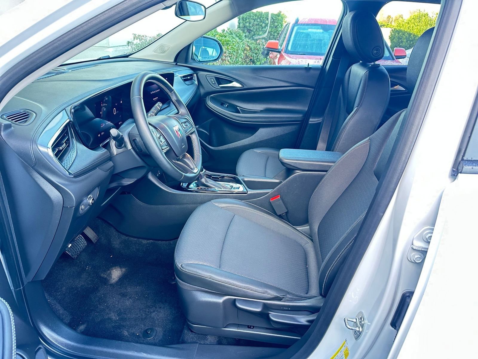 Thumbnail: 2025 Buick Encore GX - 27