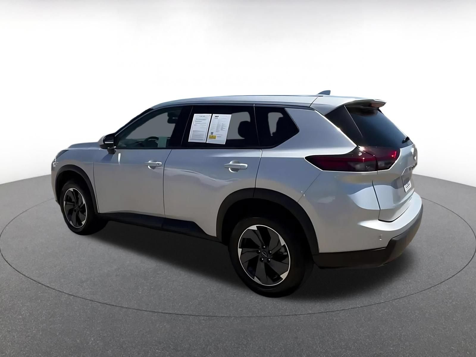 Thumbnail: 2025 Nissan Rogue - 10