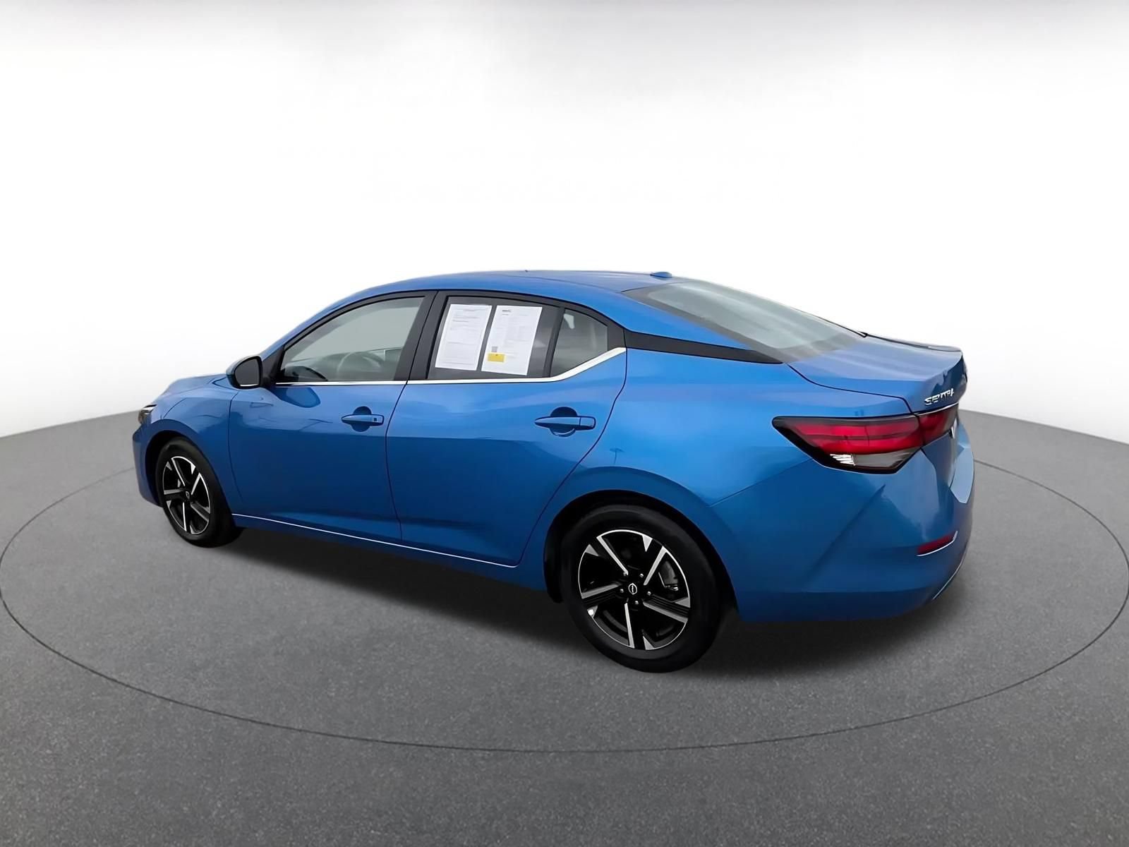 Thumbnail: 2025 Nissan Sentra - 9