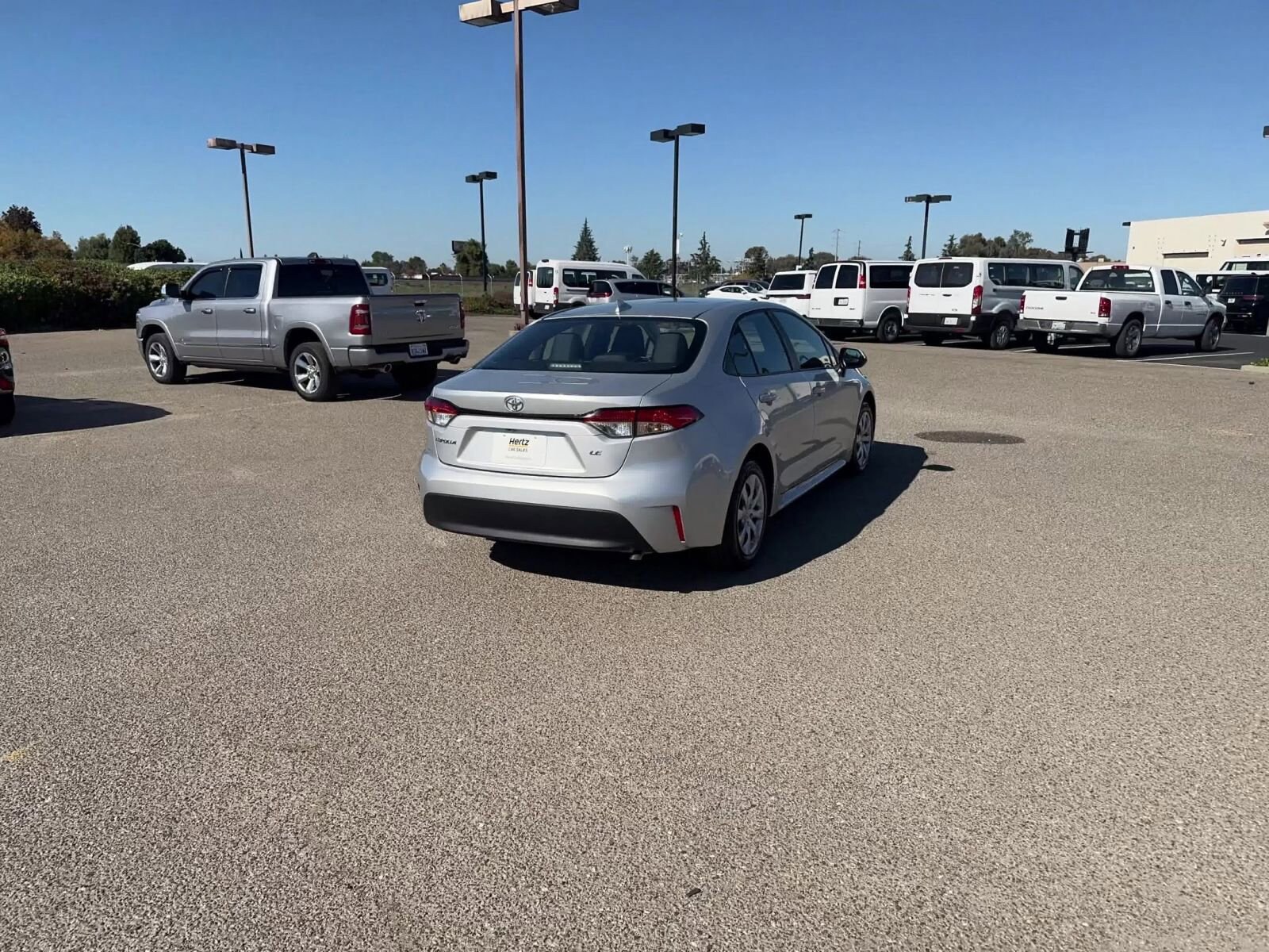 Thumbnail: 2025 Toyota Corolla - 16