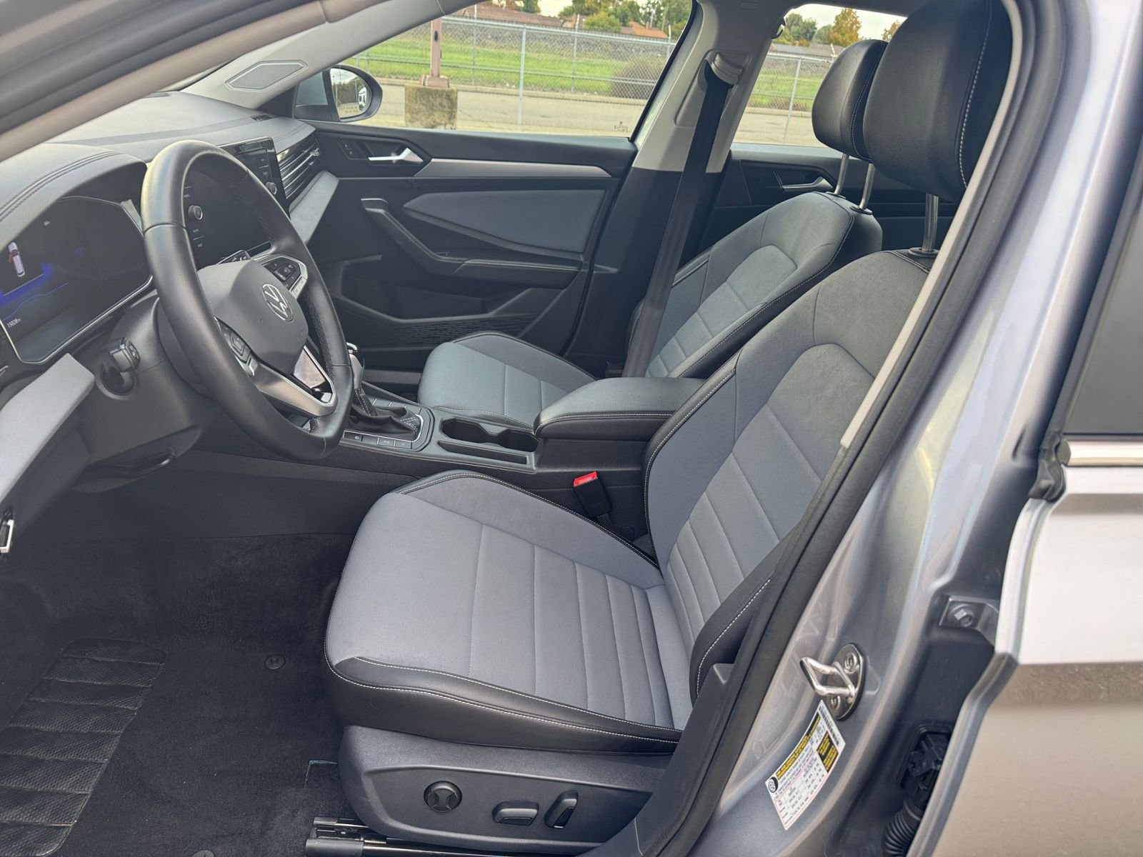 Thumbnail: 2025 Volkswagen Jetta - 27