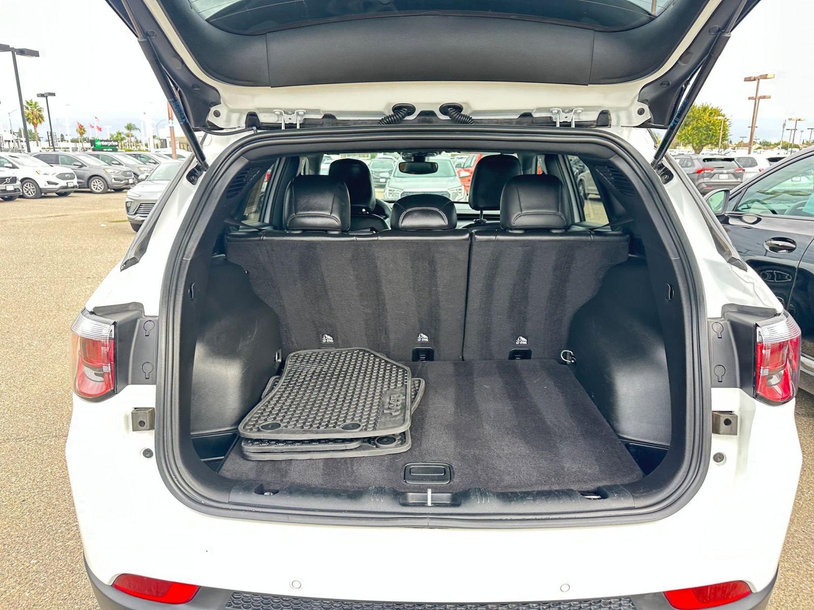 Thumbnail: 2025 Jeep Compass - 31