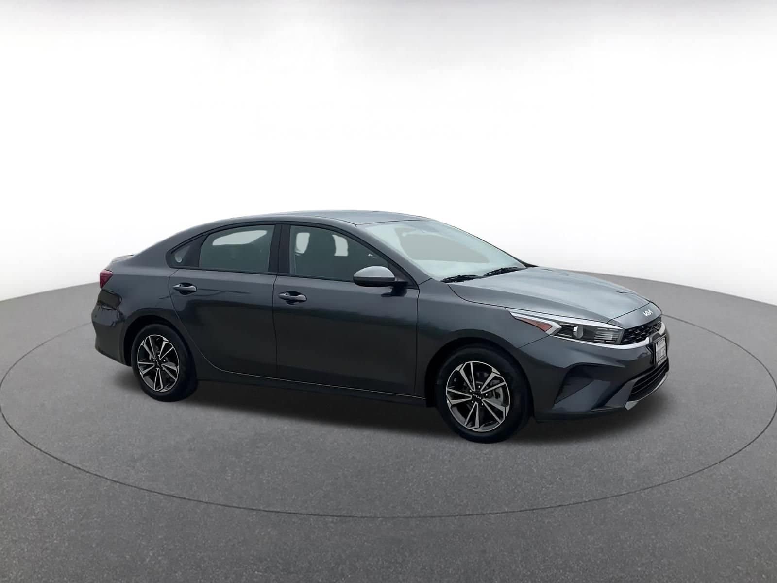 Thumbnail: 2024 Kia Forte - 1