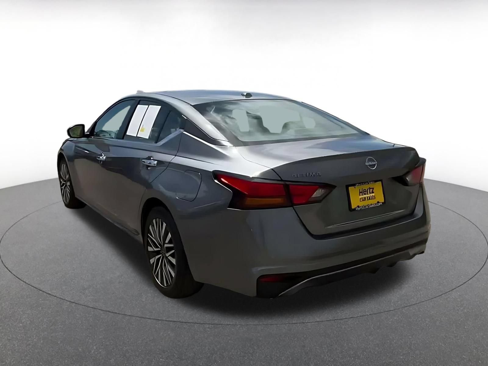 Thumbnail: 2025 Nissan Altima - 10